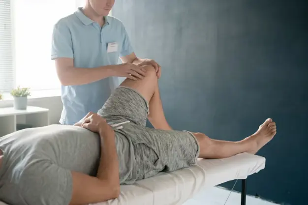 How Do You Choose the Right Type of Injury Clinic for Your Needs?