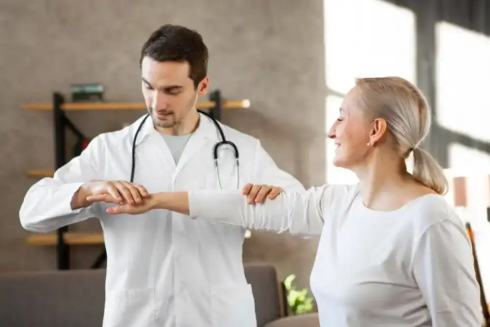 doctor-checking